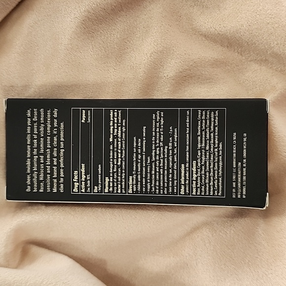 Saint Jane pore smoothing sunscreen spf 30 - Picture 2 of 2